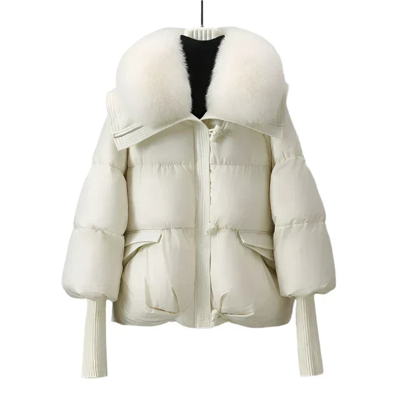 Felicia – Luxuriöse Steppjacke mit Kunstfellkragen